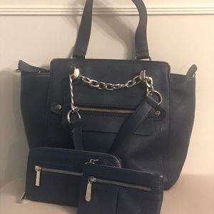 Navy purse with 2 matching wallets.